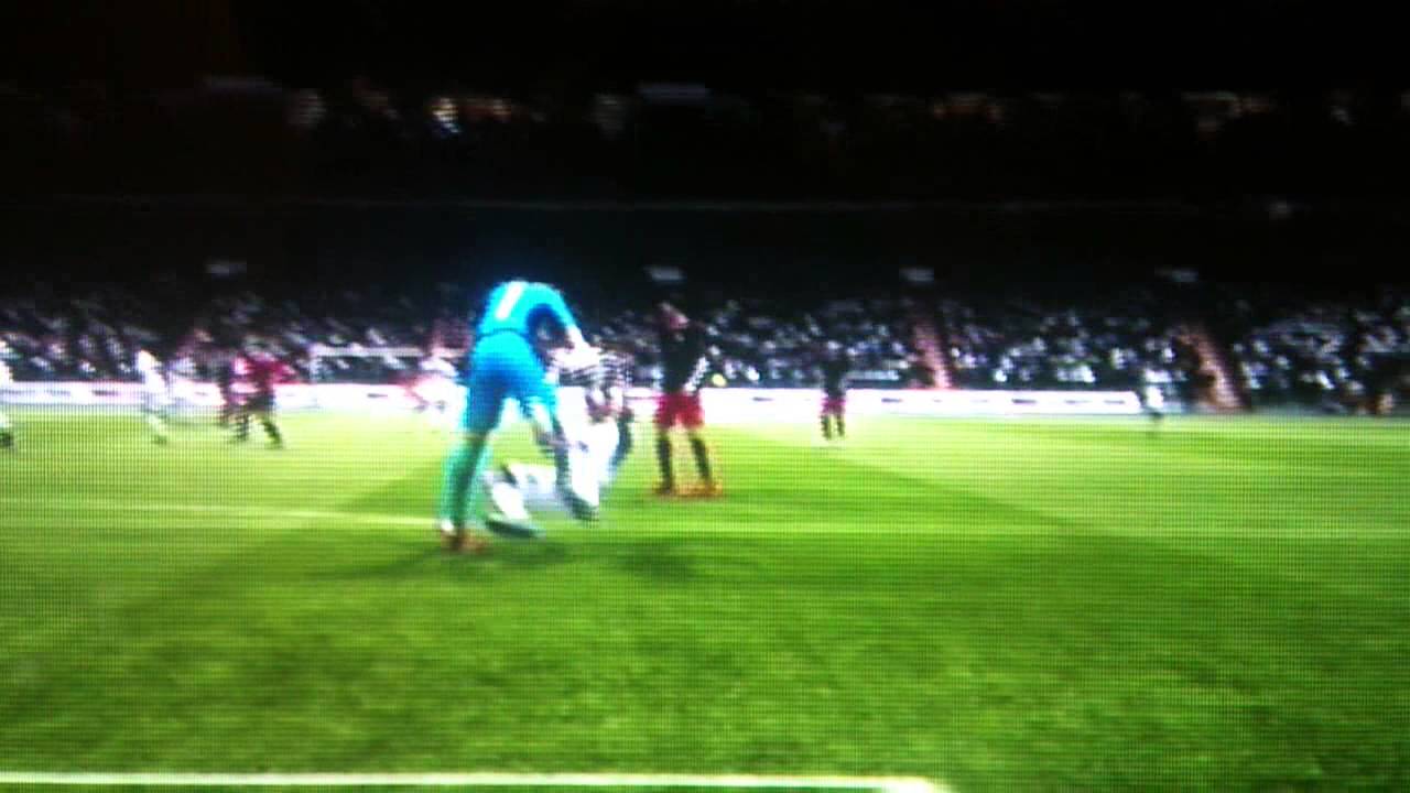 Goalie hits Higuain fifa 13 YouTube
