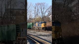 CSX 4745 Leading M218!