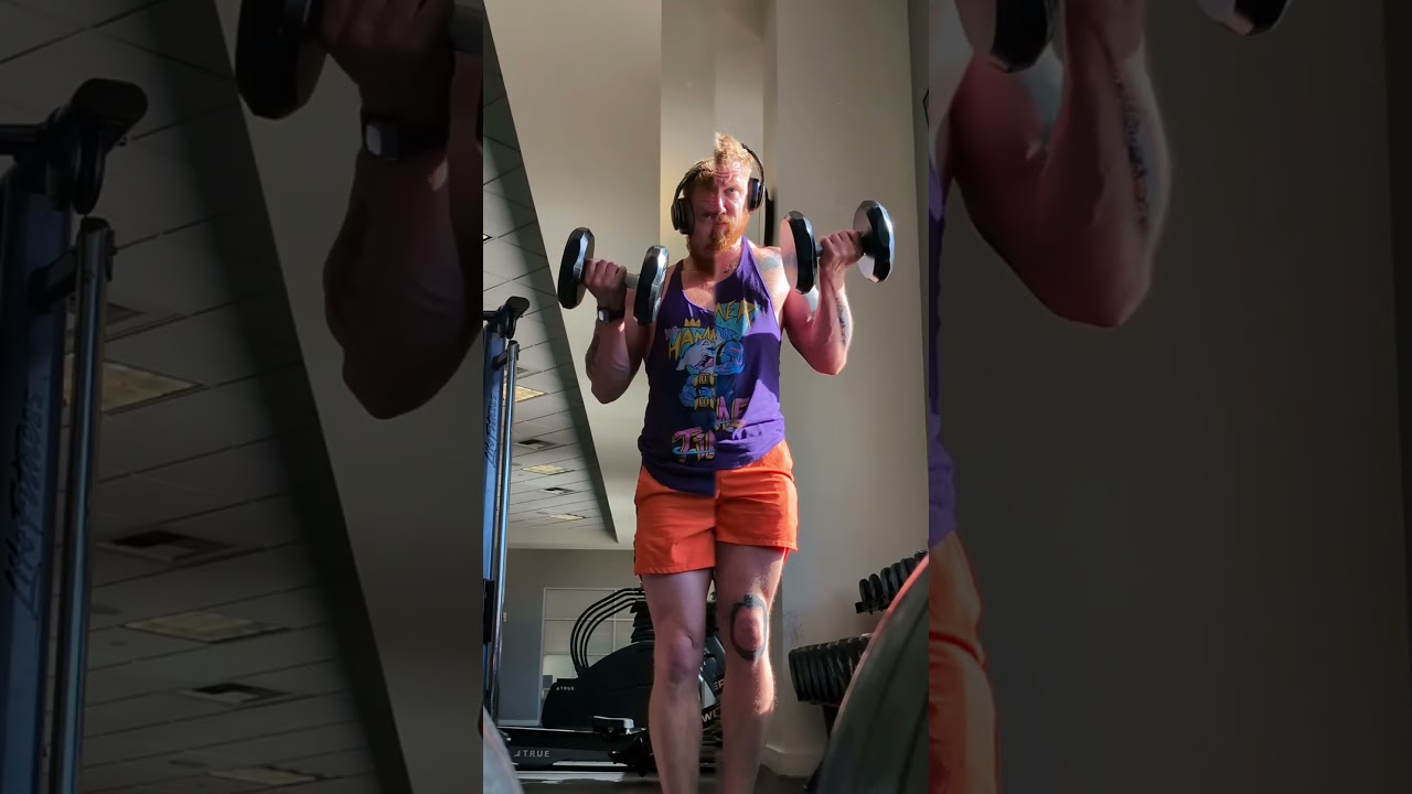 Every 👏 Dang 👏 Time 😅🪞 #workout #gymhumor #parentswholift #fitness #gym #fitdad #bodybuilding