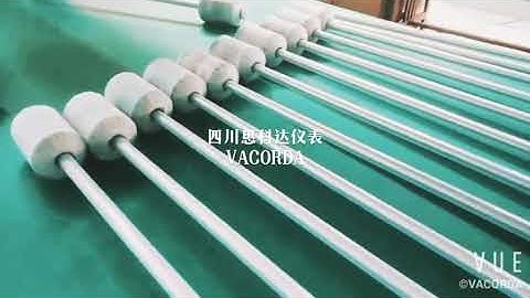 Float level gauge with PTFE liner