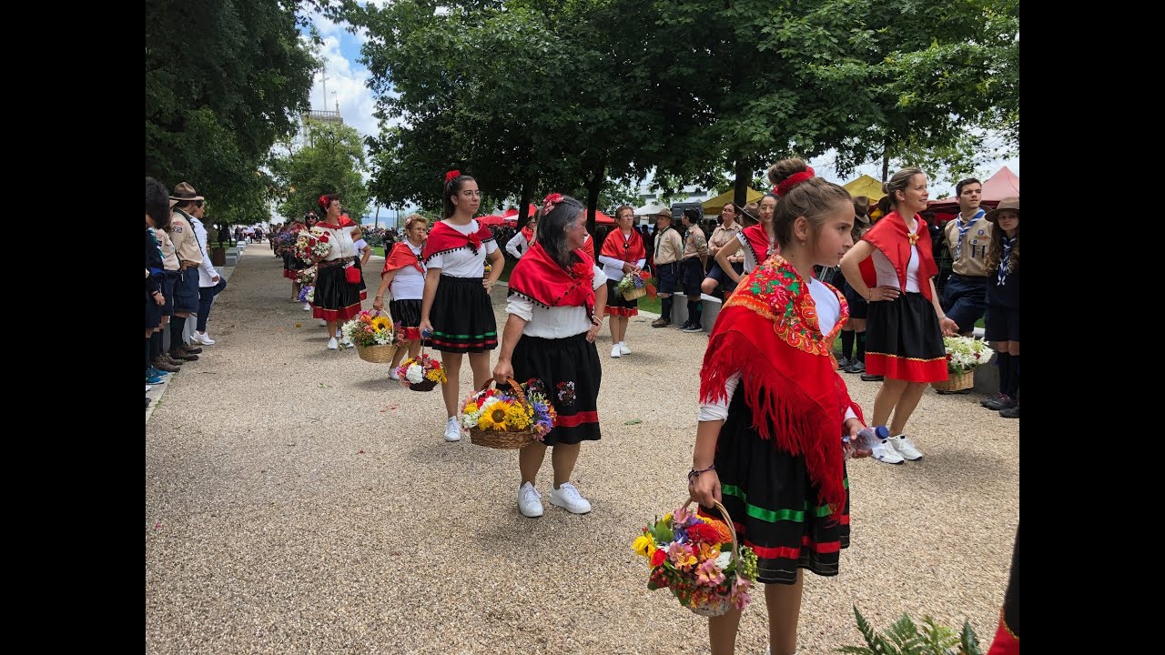 CORTEJO DAS FLORES É UM ÍCONE DE FELGUEIRAS