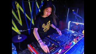 JUNGLE DUTCH 2021 BERGETAR SATU ROOM