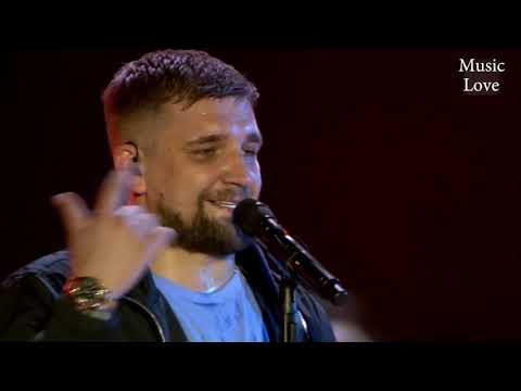Баста - Выпускной (Медляк) Live (Алые паруса - 2018 год, Санкт-Петербург, дворцовая площадь)