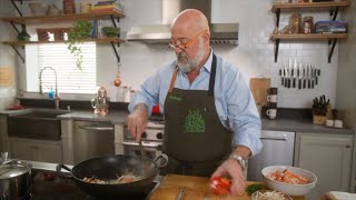 Weekday Shrimp Stir-Fry | Seafood Without the Catch | Helpful Smiles TV by Helpful Smiles TV (HSTV) 115 views 1 year ago 3 minutes, 17 seconds