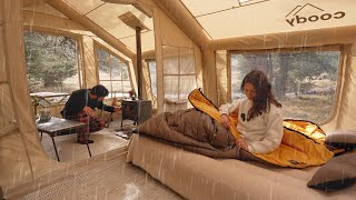 CAMPING IN THE COMFORT OF HOME IN THE POWERFUL RAIN WITH A 2ROOM TENT