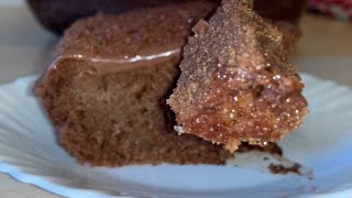 أسهل طريقة لعمل كيكة إسفنجية بصوص الشوكولاتة هشه وطرية | Gâteau à la sauce au chocolat facile rapide