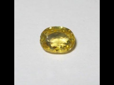 Natural zircon Berat: 7,86 carrat Dimensi: 10,91 x 10,20 x 7,63 mm Warna: greenish yellow No heat Or. 