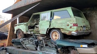 Car Crusher Crushing Cars 89 1964 kaiser jeep wagoneer