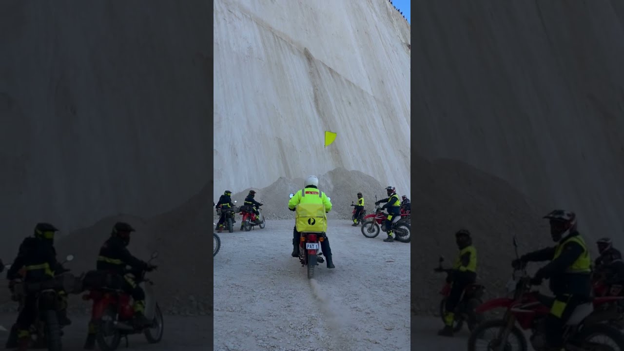 The Postie Took the Impossible Hill Climb 😳 #postman #hillclimb #australiapost #enduro