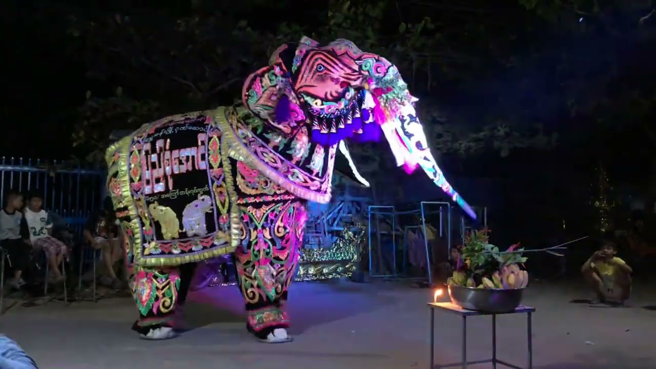 နတ်မင်းတွေအပျော်ကြိုက်စတော်တိုက်