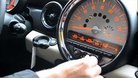 Setting the Clock on a MINI Cooper