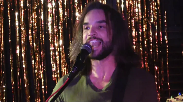 Pom Pom - Dean Nelson - Live Performance