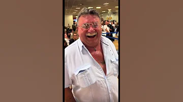 This Guys Laugh Facts Funny Whistle Laugh Laughing Lmao Oldguyhavingfun 