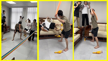 Screaming Chicken Blindfolded Challenge Women Edition | Laughing Zone