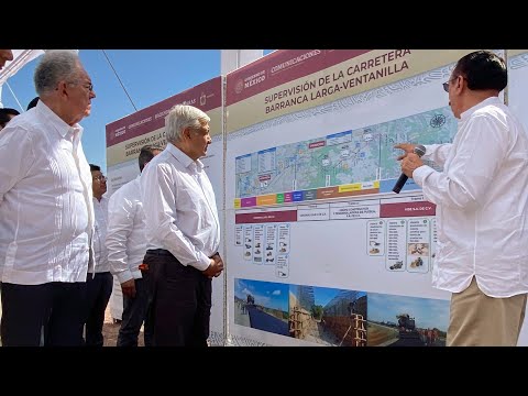 Supervisión de obra en tramo carretero Barranca Larga-Ventanilla, desde Yogana, Oaxaca