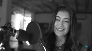 Angham - Yaretak Fahemni يا ريتك فاهمني Cover by Nadine Tayseer (720 X 1280).mp4