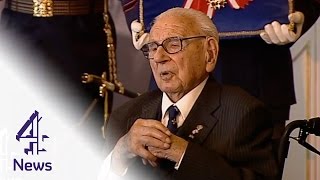 Sir Nicholas Winton The Man Who Saved 669 Children From The Nazis Channel 4 News