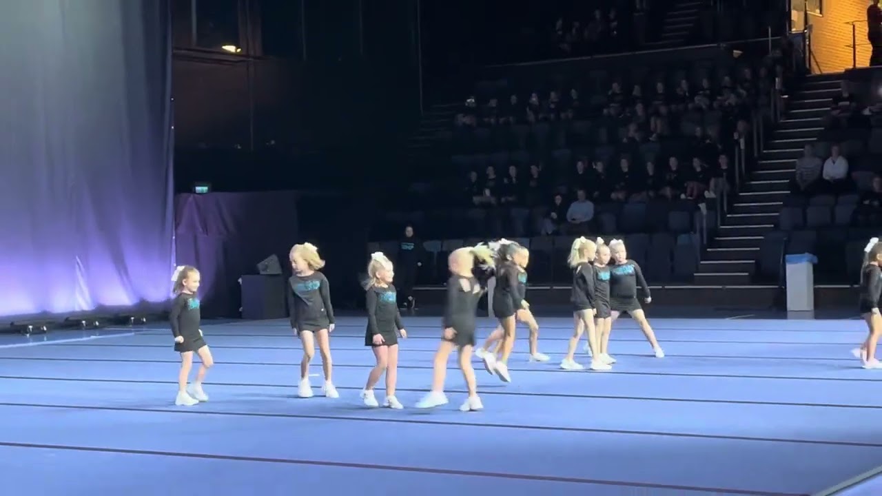 TCC 2025 - Twisters Cheer Elite - Miniminior Sparkle