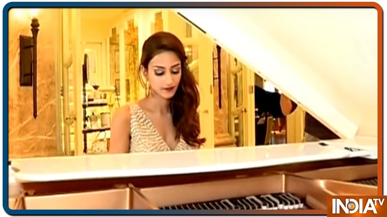 Erica Fernandes sizzles in latest photoshoot