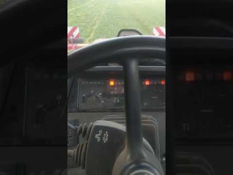 Case CS120/ Kuhn