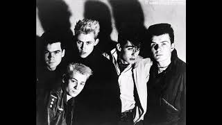 Theatre Of Hate / The man who tunes the drums (1983)