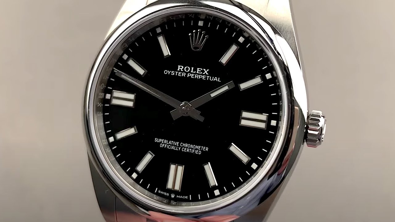 Derved Bygge videre på trussel 2020 Rolex Oyster Perpetual 41mm 124300 Rolex Watch Review - YouTube