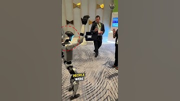 Futuristic Robot in Mall Shakes Hands and Answers Questions – Is This the Future? 😲 #shorts