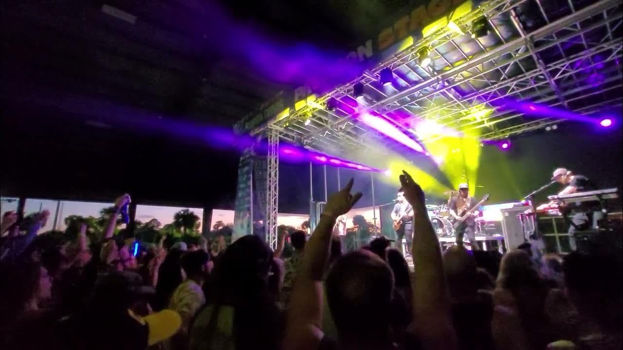 The Elovaters "Burn slow" (live) at Florida Groves (April 2024) The Elovaters "Burn slow" (live) at Florida Groves (April 2024)