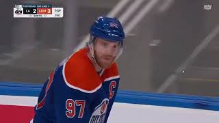 Leon Draisaitl of the Edmonton Oilers scores 2nd goal vs Los Angeles Kings Round 1 Game 5 01-05-2024