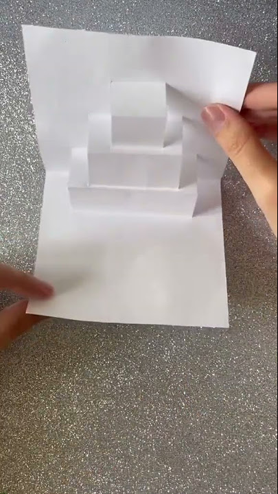 tutorial cara membuat kue ultah dari kertas. cocok buat ngasih ke teman yang lagi ulang tahun🎉