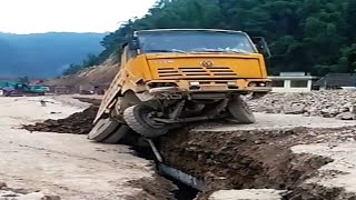 Extreme Dump Truck Fail Compilation 2024 | Idiots in Truck, Car | Heavy Equipment Machines Fails