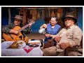 CHARLANDO CON DON HORACIO ROJAS Y DOÑA LUCILA QUINTANA EN PARAJE EL ALGARROBO, VILLA MONTES BOLIVIA