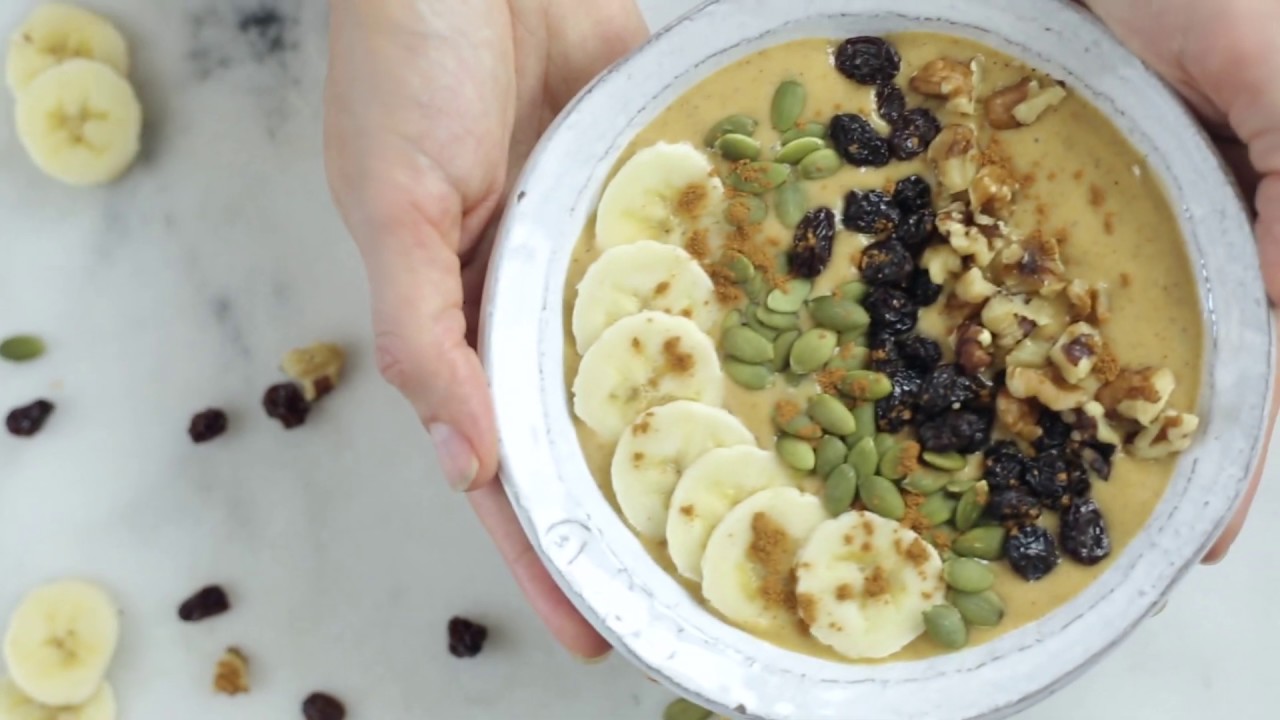 All the Flavors of a Pumpkin Pie in a Healthy Smoothie | Tastemade