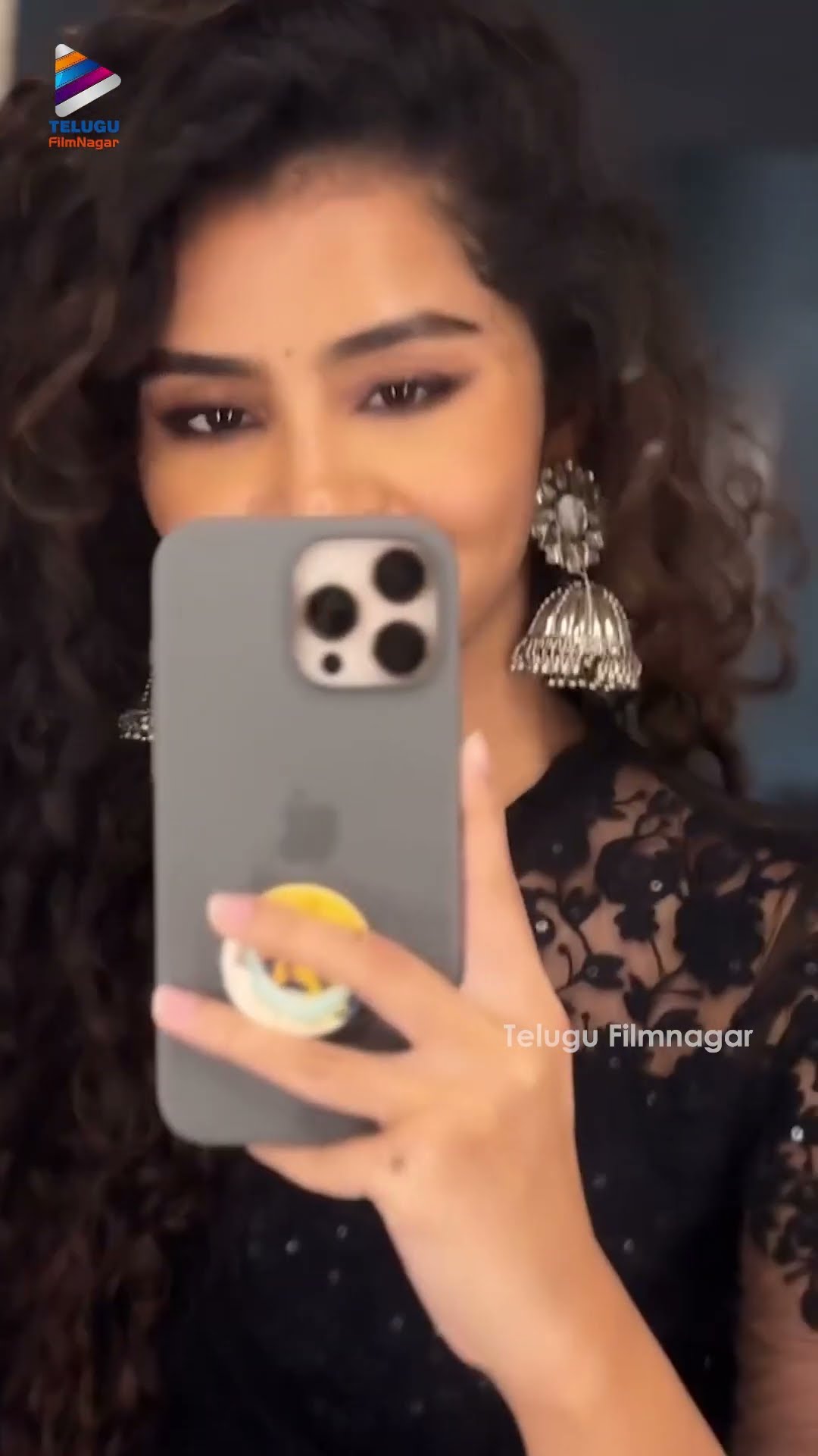 క్యూట్ ఎక్స్ప్రెషన్స్ తో కుర్రాళ్ళ మనసుల్ని కొల్లగొడుతున్న అనుపమ ? | #AnupamaParameswaran | #Paradha