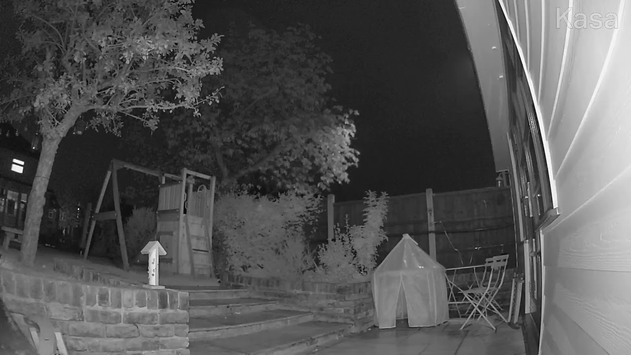 TP-Link Kasa Cam Outdoor KC200 night vision sample