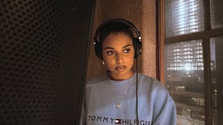 Hannah Monds - Burn It Down in the Booth (Behind the Scenes)