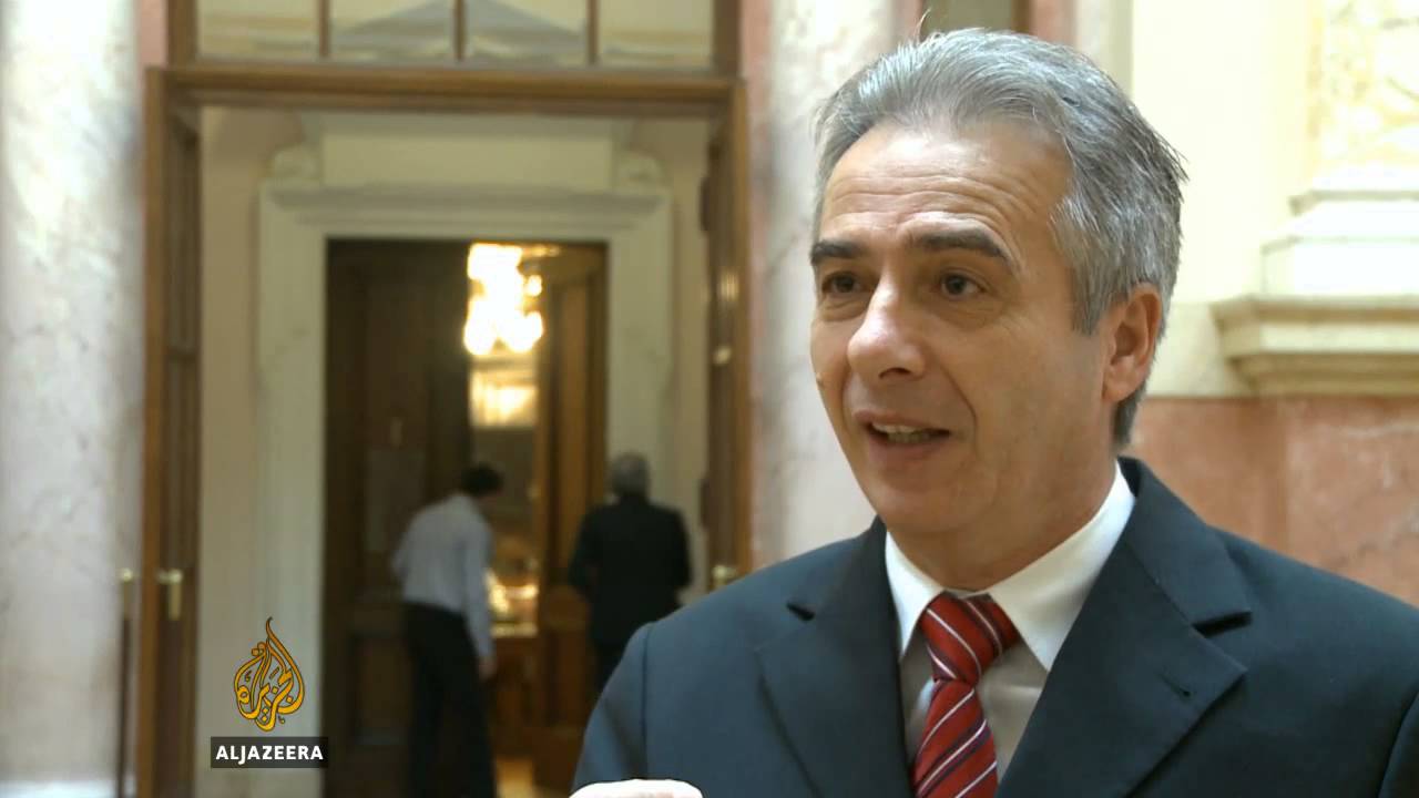 رد فعل صربيا على احتمال إلغاء نظام الإعفاء من التأشيرة - قناة الجزيرة البلقان