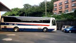 旅館の駐車場に車庫入れ　西肥バス　エアロエース　大型観光バス Bus Turning round RYOKAN Parking.