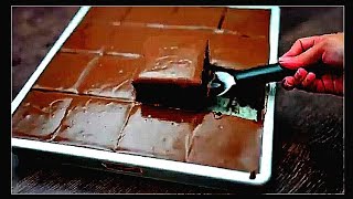 كعكة شوكولاتة:طريقة عمل كعكة شوكولاتة بمكونات اقتصادية وصفاء منزلي سهلة وسريعة