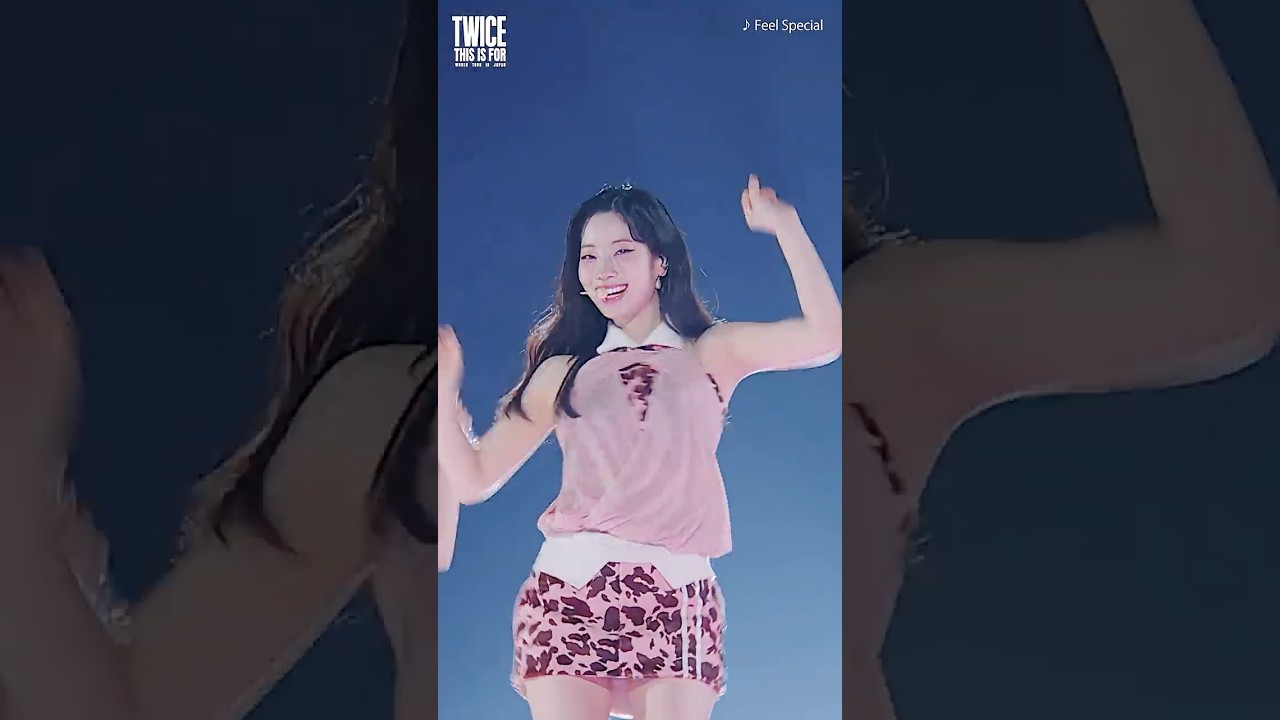 TWICE LIVE DVD & Blu-ray 『TWICE ＜THIS IS FOR＞ WORLD TOUR IN