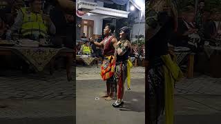 Asik Pacaran