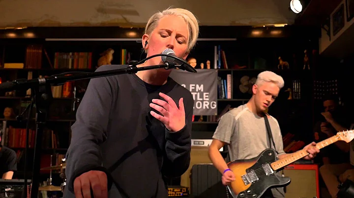 Vök - Við Vökum (Live on KEXP)