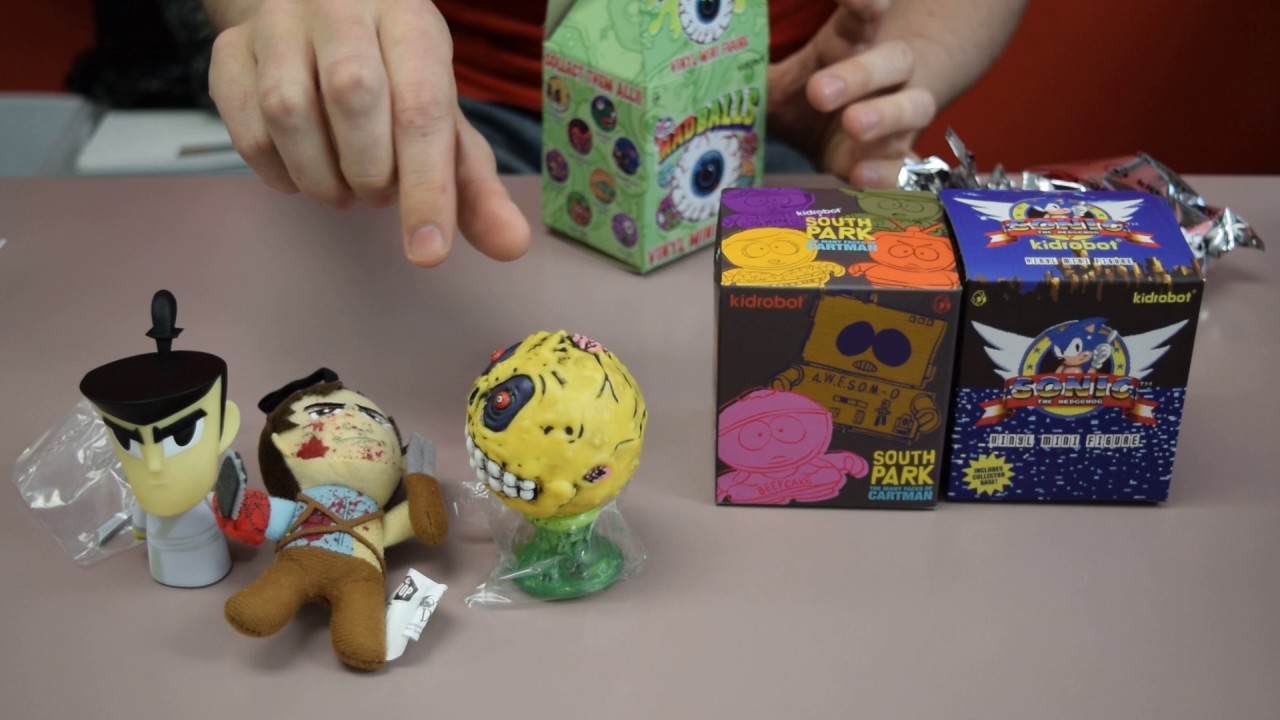 kidrobot mystery minis