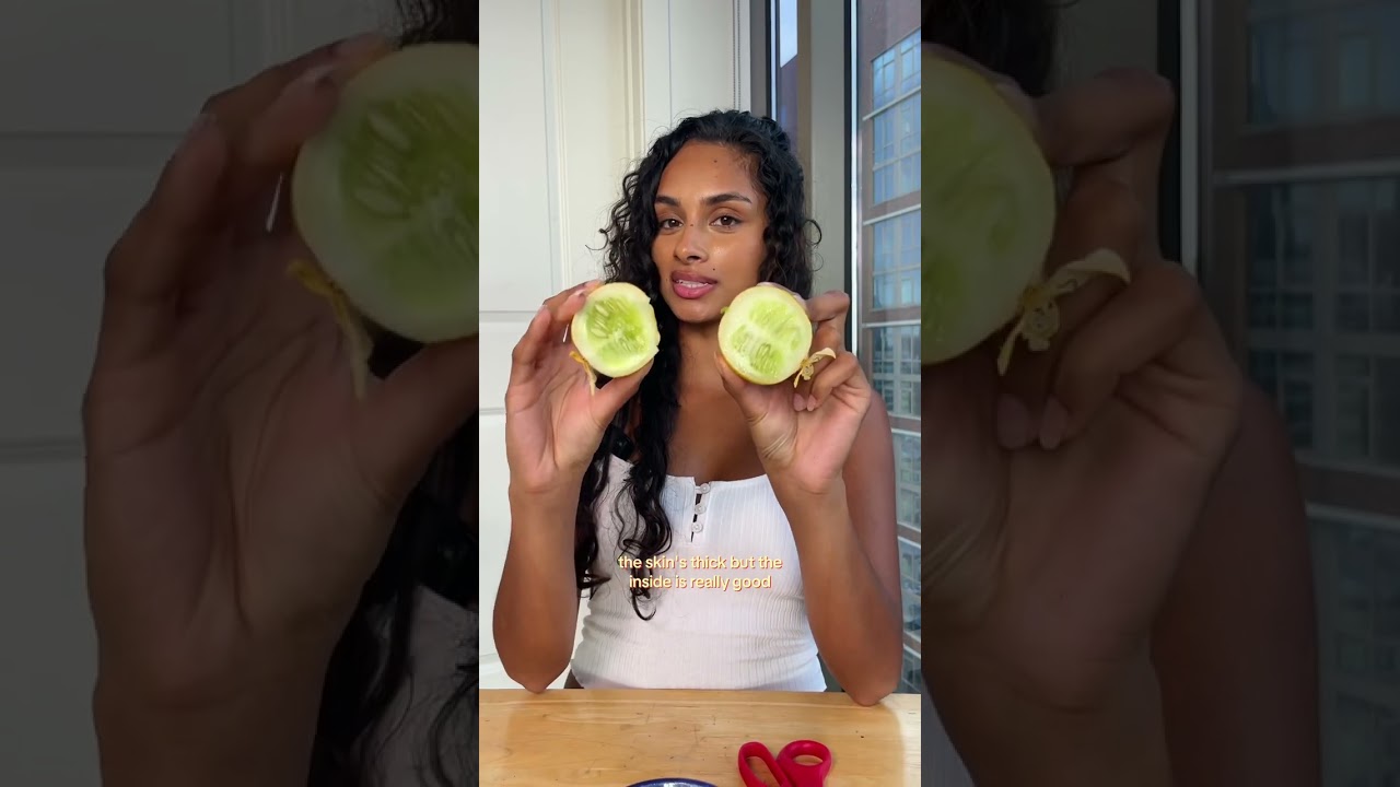 Tasting a lemon cucumber grown indoors 🥒🍋 