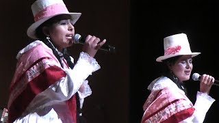 Video voorbeeld van "Natali y Noelia Cárdenas Blanco - Mamallaymama, "Su Majestad el Huayno" en Noche Mágica Cusqueña"