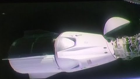 CAN YOU DOCK SPACEX DRAGON WITH THE ISS? -- SPACEX DOCKING SIMULATOR!