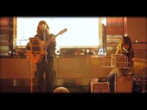 tiny tiny "君がいない" 路上ライブ @天神警固公園