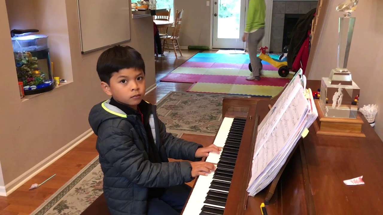 MacKhang   Cross Hand Apreggios  Piano Adventure 2B