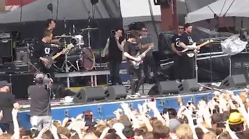 Afraid-The Neighbourhood Edgefest 4.26.14