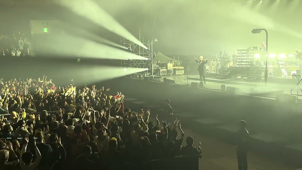 PET SHOP BOYS “DREAMWORLD” Live in Japan 2026 (6/9) - YouTube